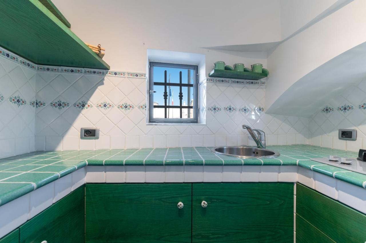 Suite Fronte Valle Чистернино Екстериор снимка