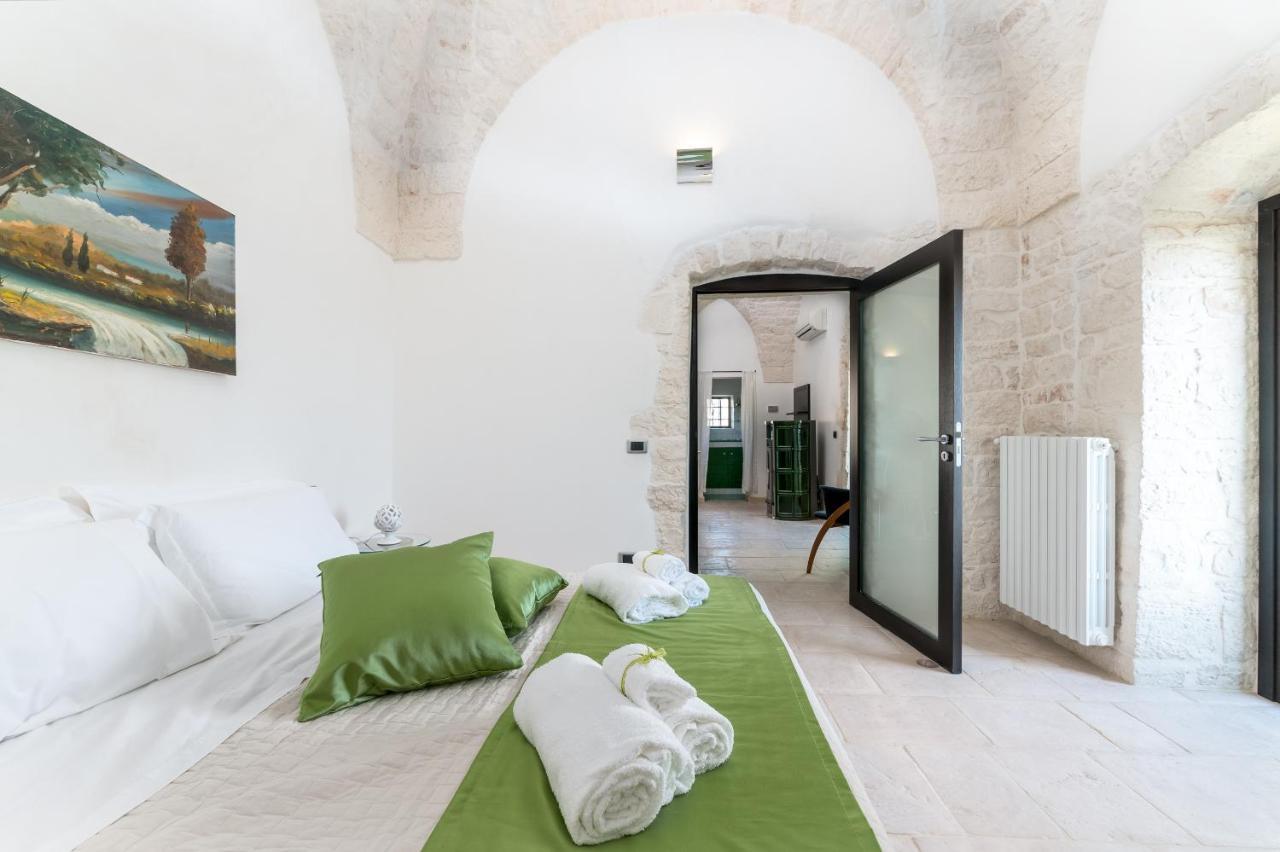 Suite Fronte Valle Чистернино Екстериор снимка